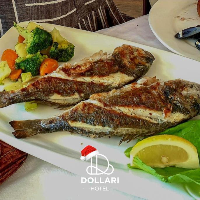 Hotel Dollari Kryemëdhej Buitenkant foto